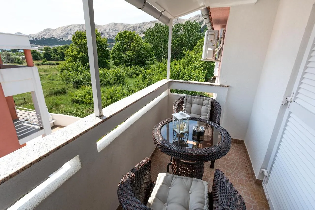 Apartments La Natalli Baska  0*, Baska (Krk) Croatia