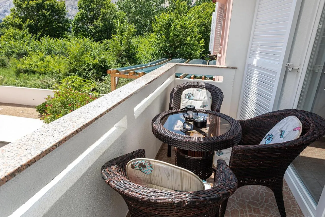 Apartments La Natalli Baska