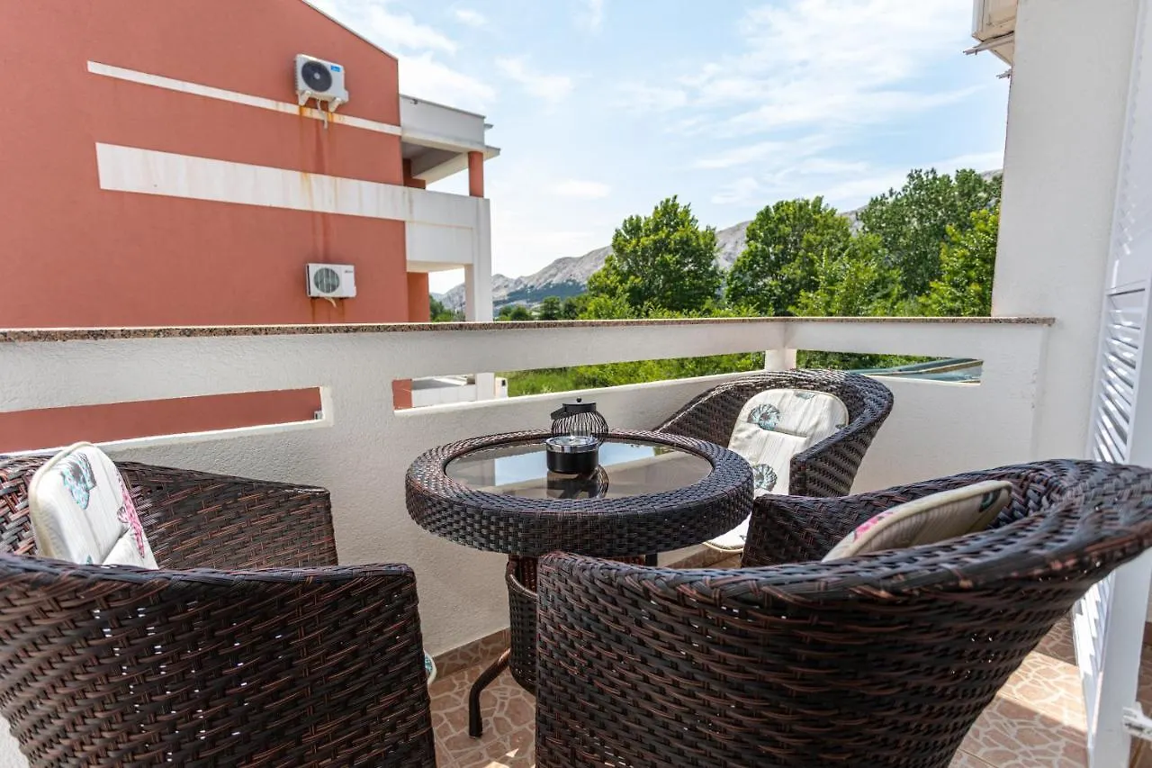 Apartments La Natalli Baska