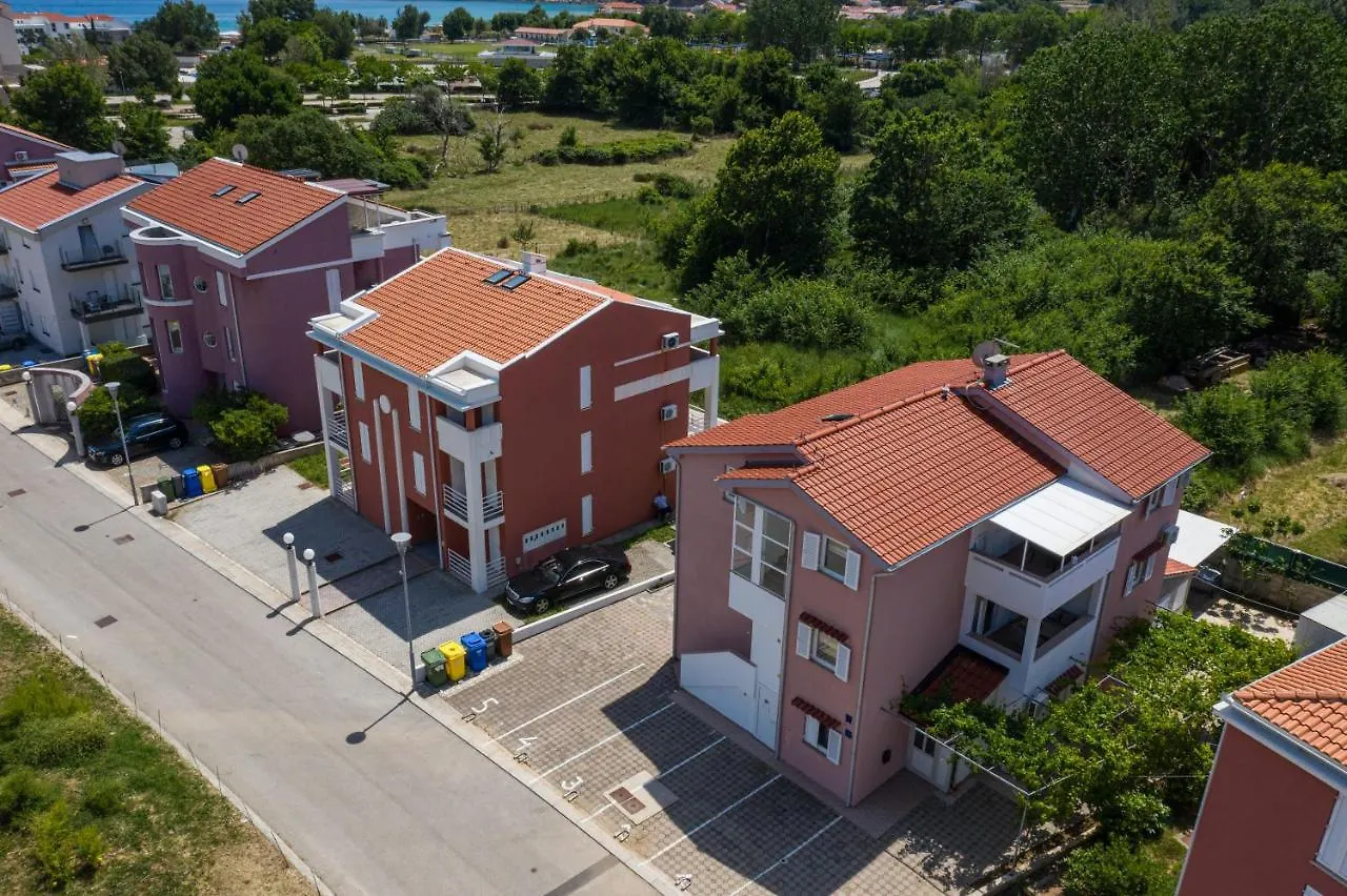 Apartments La Natalli Baska