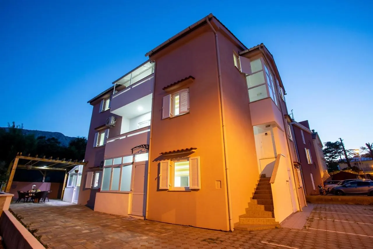 Apartments La Natalli Baska